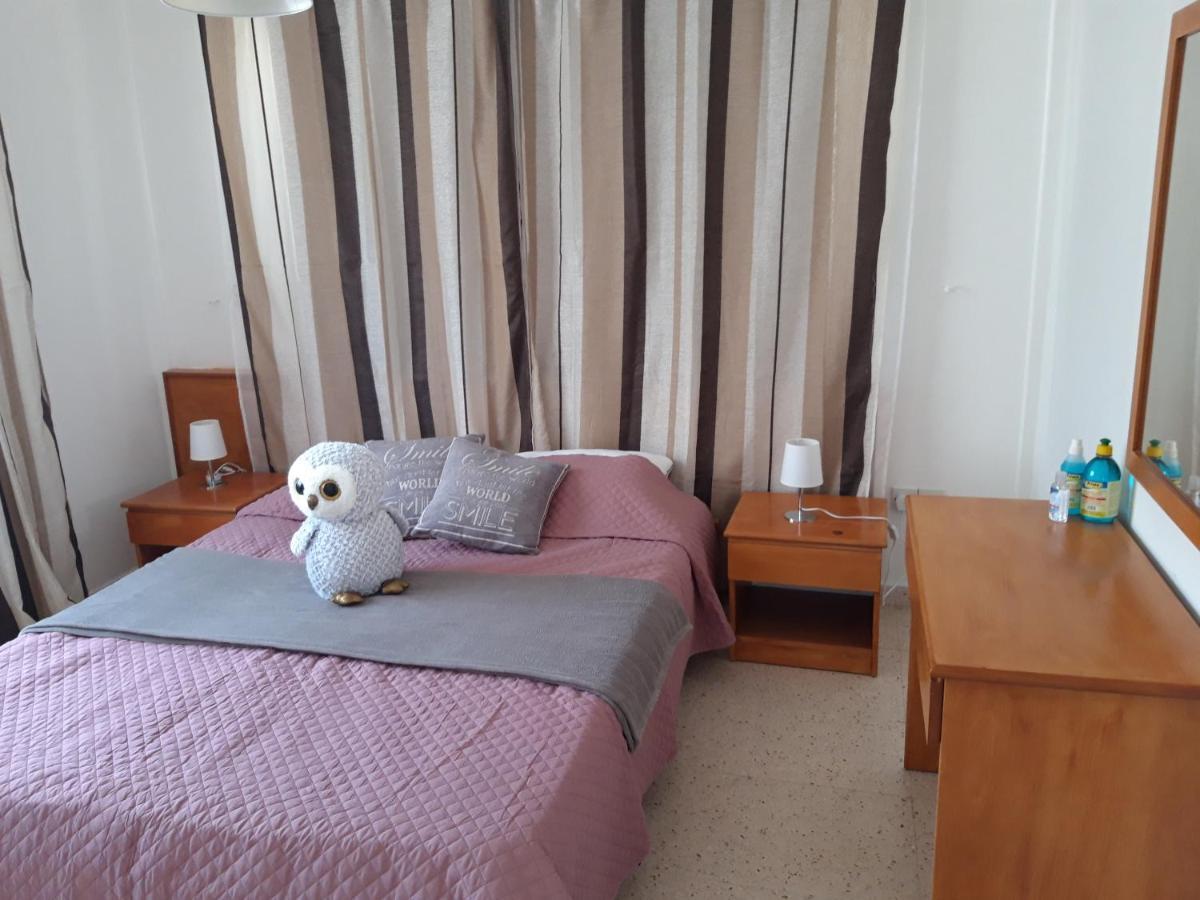 La Veranda Sea View Apartments Larnaca Exterior photo